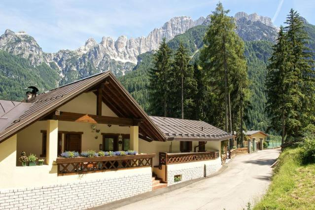 Appartamenti Chalet Al Lago Аллеге Екстер'єр фото