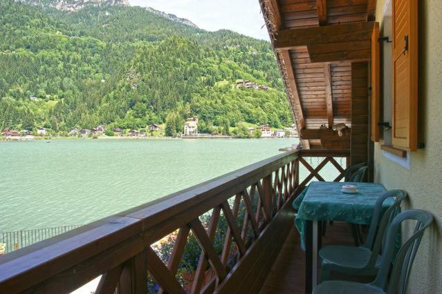 Appartamenti Chalet Al Lago Аллеге Екстер'єр фото